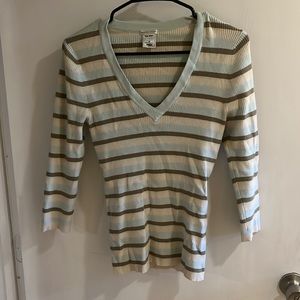 Old Navy striped V neck shirt